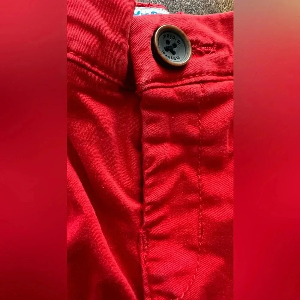 Mayoral | little boys Bermuda style chino short. Size: 5
